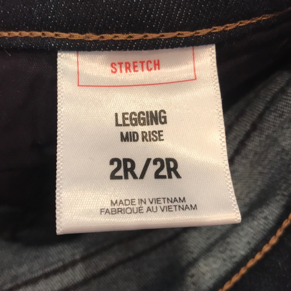 Jeans - Picture 2 of 3